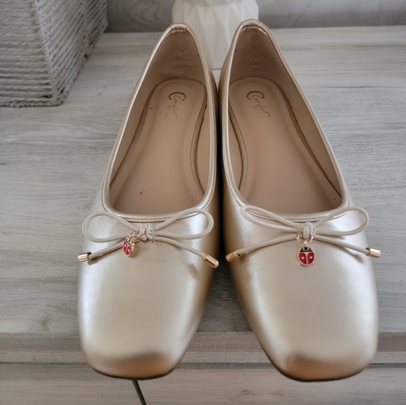 Women's gold ballet flats - size 11 - Picture 3 of 4